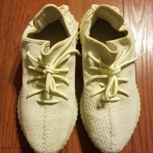 Butter ADIDAS Yeezy shoes